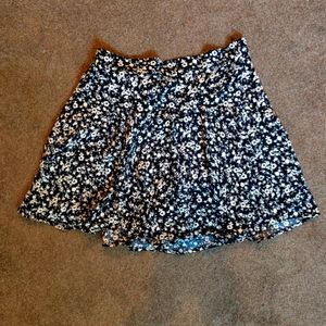 Zara floral skort